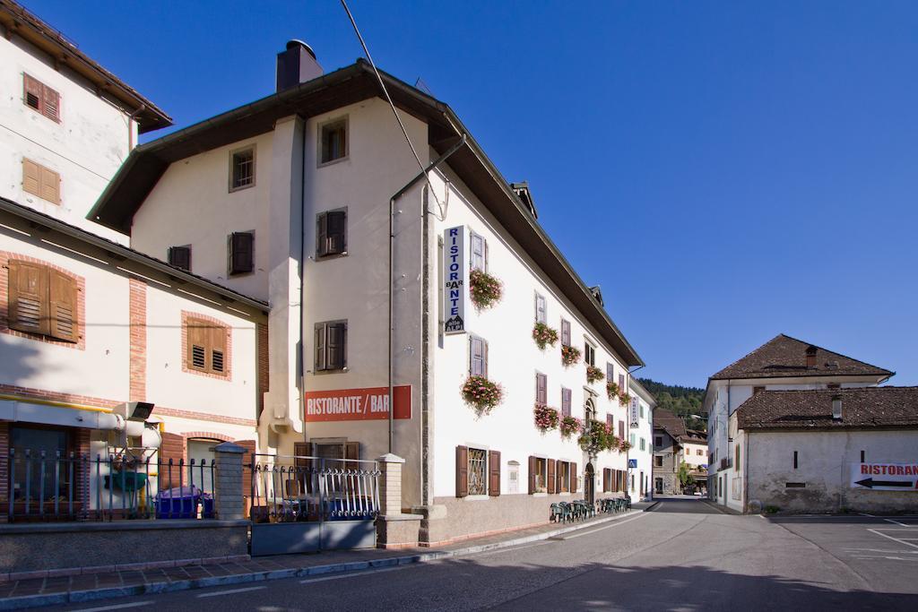 Albergo Alle Alpi Comeglians Exterior photo