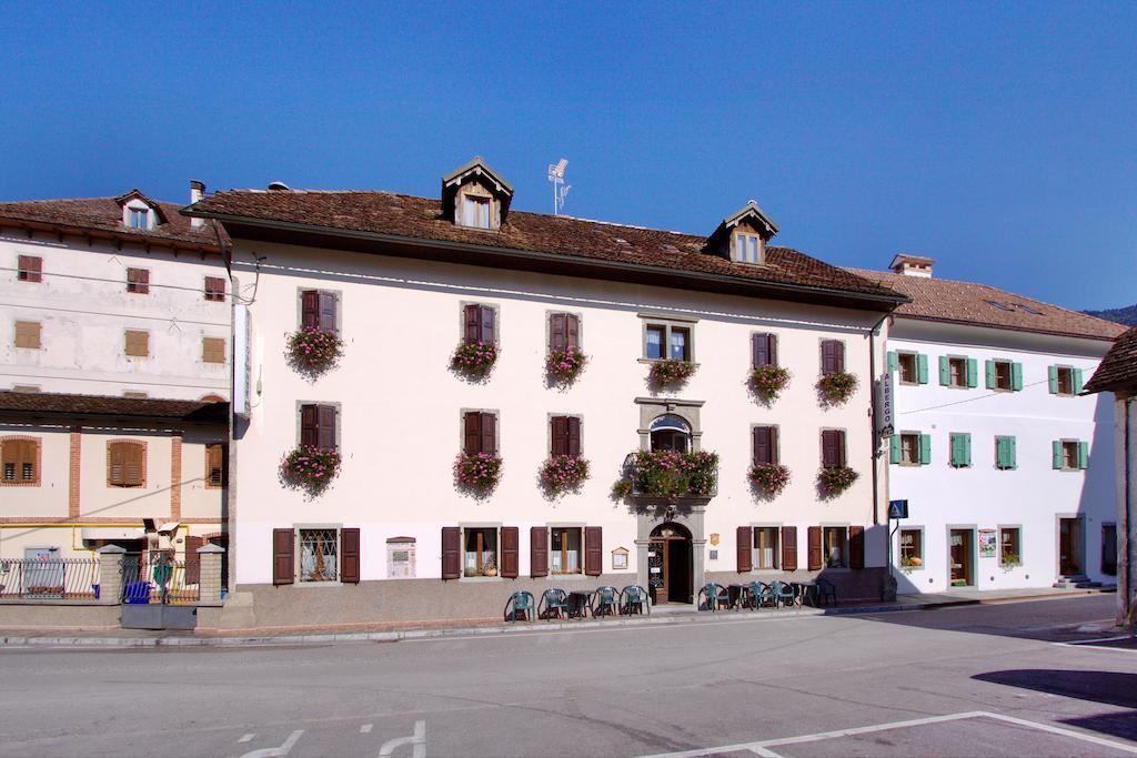 Albergo Alle Alpi Comeglians Exterior photo